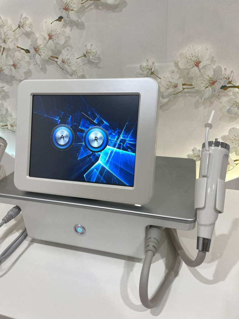 Фракционный микроигольчатый радиолифтинг SA-A1+